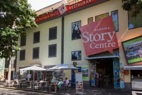 Eingang des Madeira Story Centre in der Altstadt von Funchal