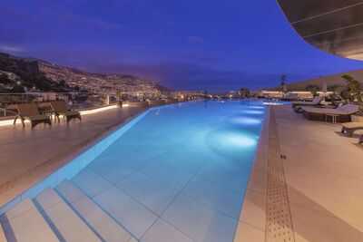 Hotel The Views Baia, Funchal: Pool
